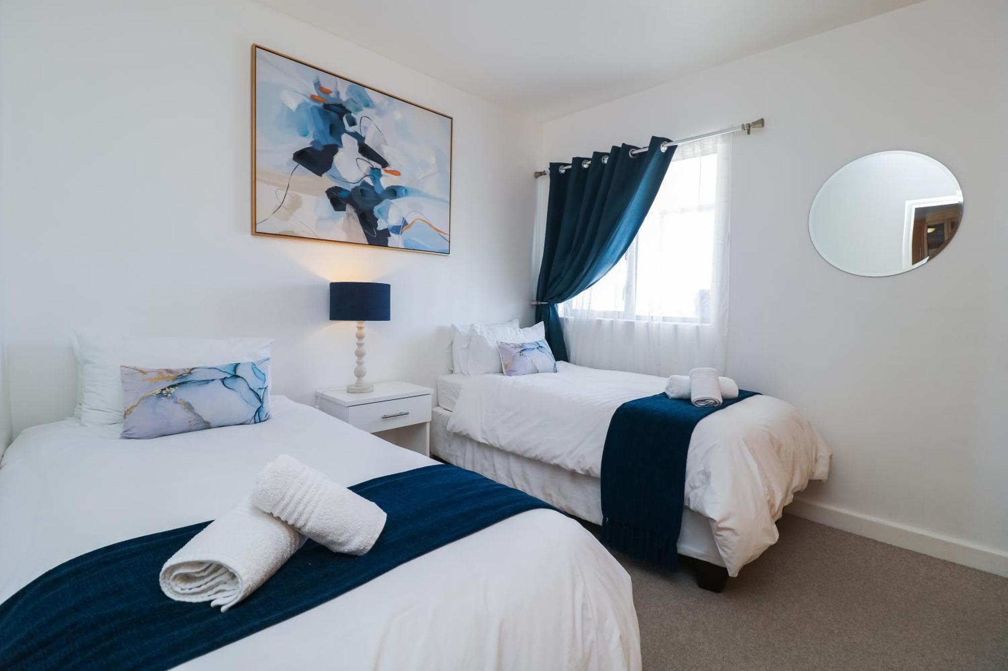 1401 Hibernian Towers Luxury Self Catering Western Cape South Africa *